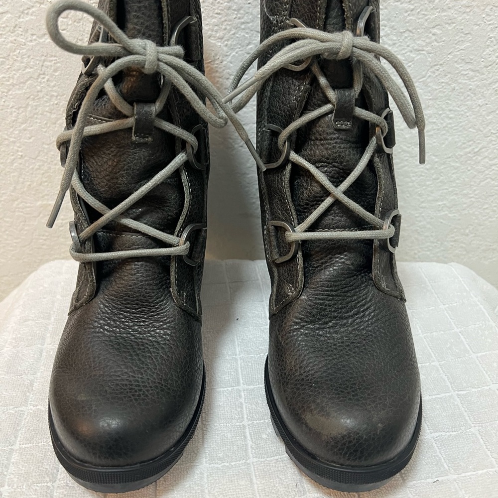 Sorel Dark Gray Leather Combat Boots
